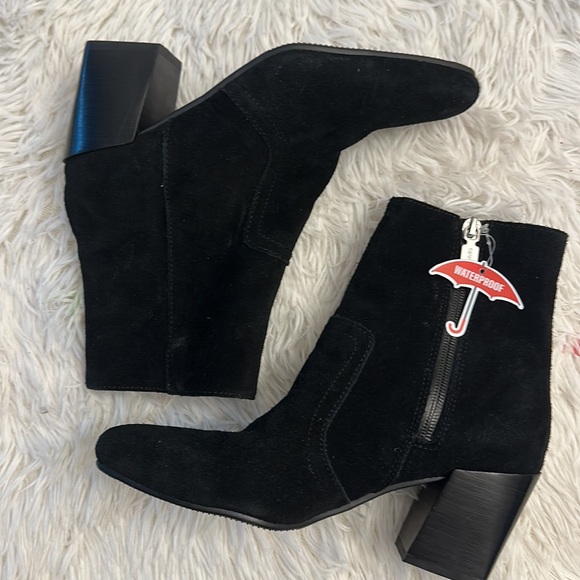 NEW $150 Blondo x Zappos Sadie Black Suede waterproof ankle boot women size 11 - Picture 6 of 6